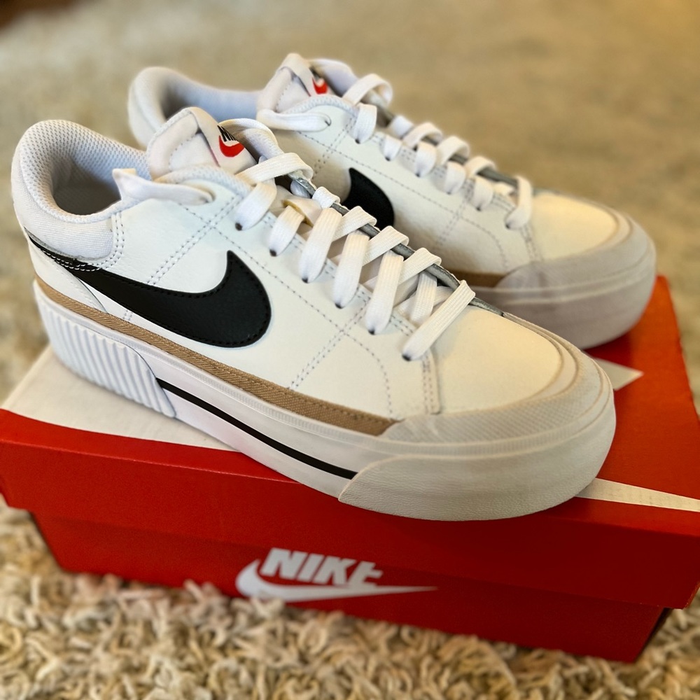 Nike Court Legacy Lift- worn once.